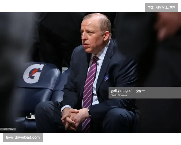 芬奇坦言球队防守强度需提升兰德尔关键时刻终结能力仍显不足